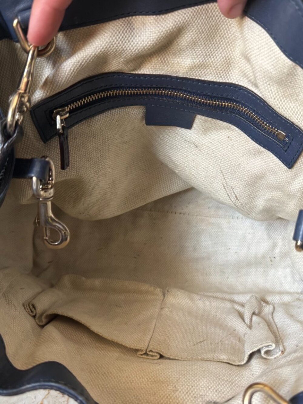 GUCCI Soho Patent Leather GG Embossed Tote / Shoulder Bag – Tassel Zip - Picture 11 of 12